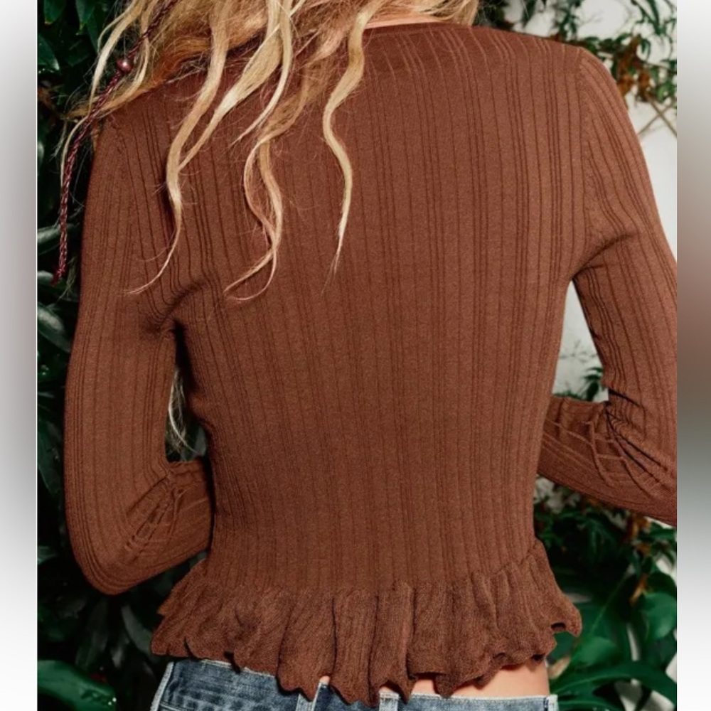 Zara Sweater - Picture 2 of 8